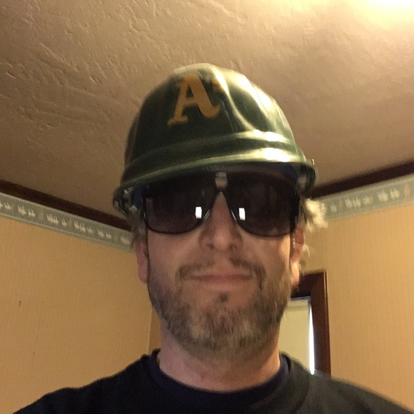 Meet your Posher, Nick - Picture 1 of 1